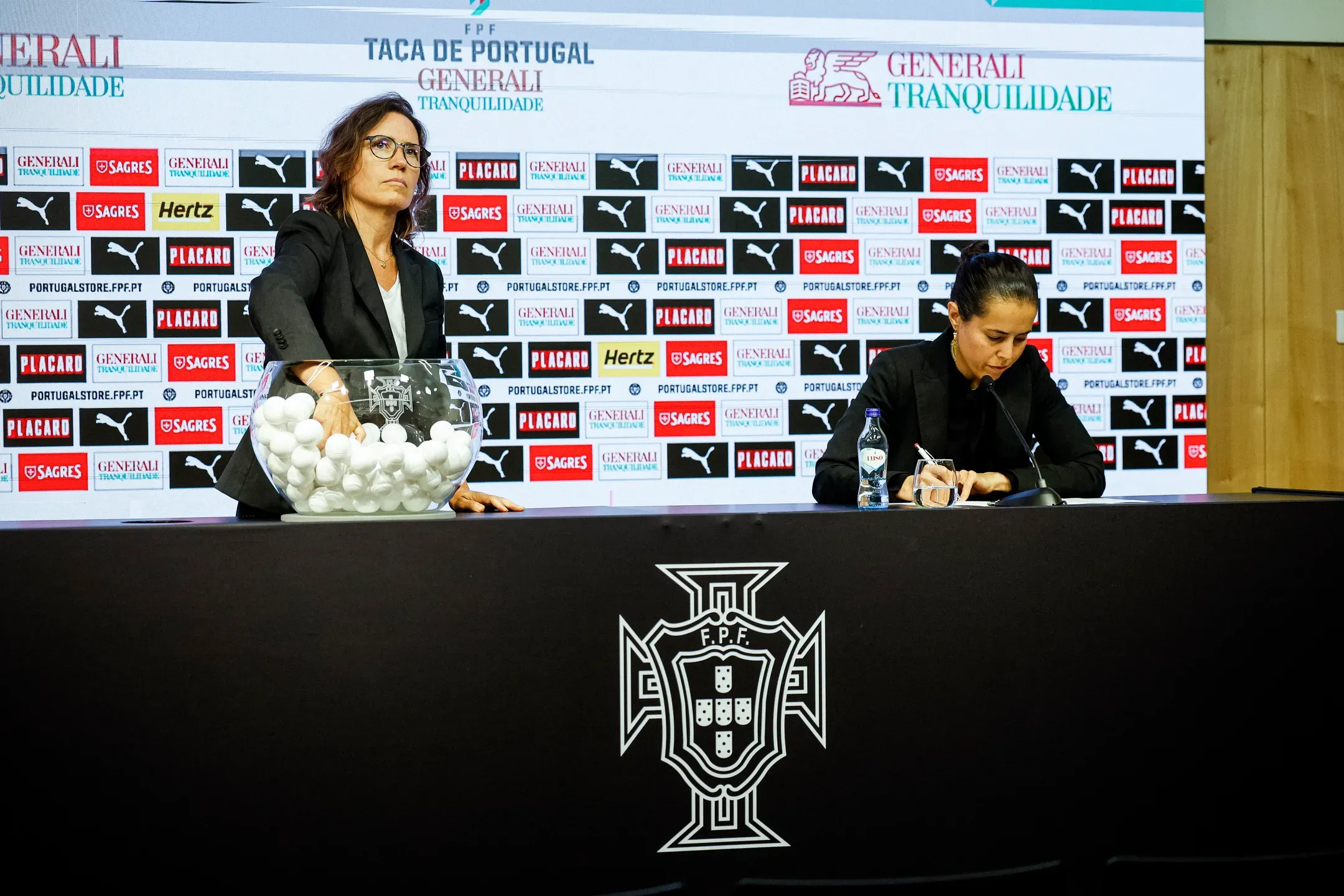 Terceira eliminatória da taça ainda sem clubes que jogam UEFA